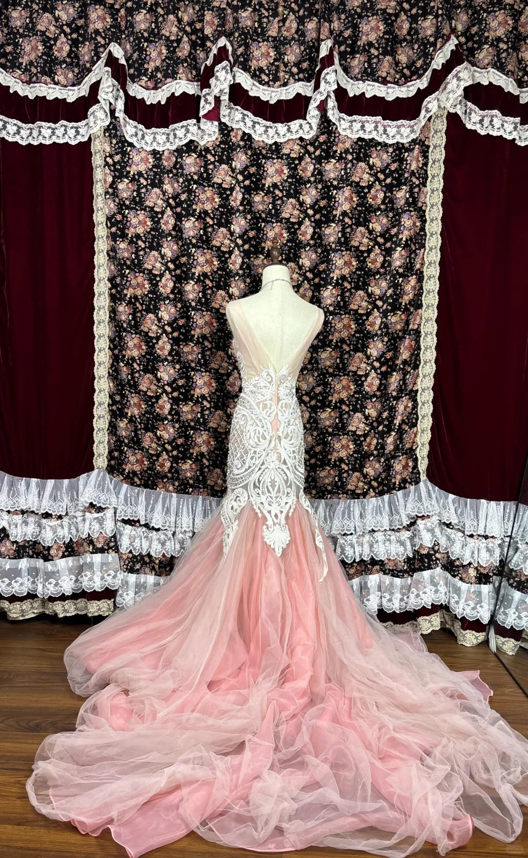 Vintage Mermaid Heavy Embroidery Beaded Pink Tulle Wedding Dress with Train P2989