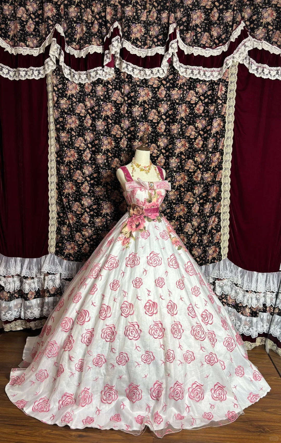 Rose Manor Pink Strap Embroidered Printed Floor-Length Wedding Dress P3001