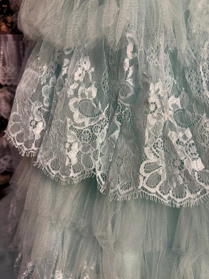 Elegant and gentle mint green heart-shaped collar beaded cake multi-layered tulle wedding dress P3002