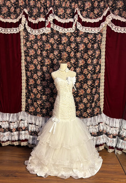 Elegant sweetheart neckline dark pattern beaded patchwork white mermaid wedding dress P3009