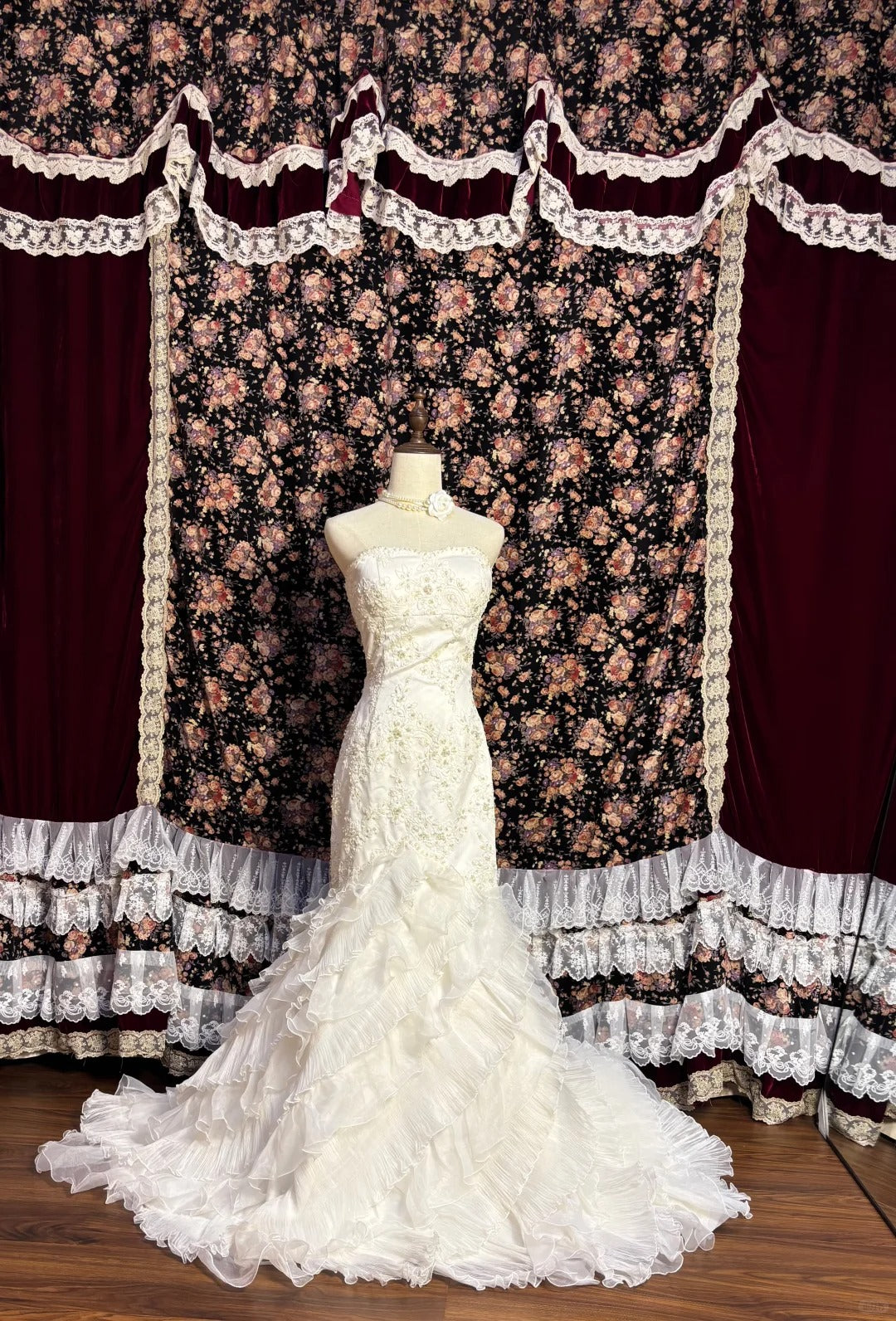 Elegant White Beaded Biased Ruffled Hem Mermaid Train Wedding Dress P3018