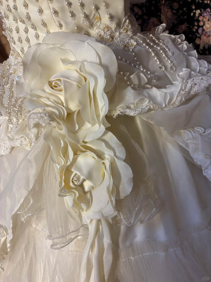 Retro cute beaded three-dimensional flower cake skirt fungus curling edge wedding dress P3019