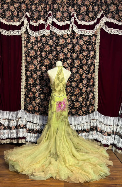 Forest Green Halter Neck Sequined Leaf Embroidery Large Skirt Mermaid Wedding Dress P3020