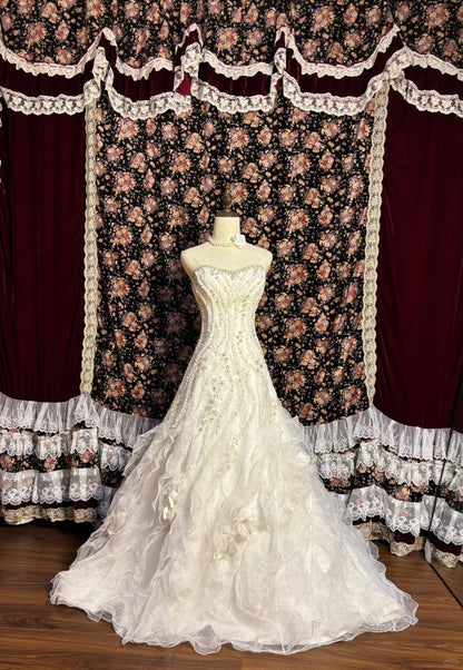 Elegant tube top heavy A-line fishtail three-dimensional flower wave lace skirt wedding dress P3028