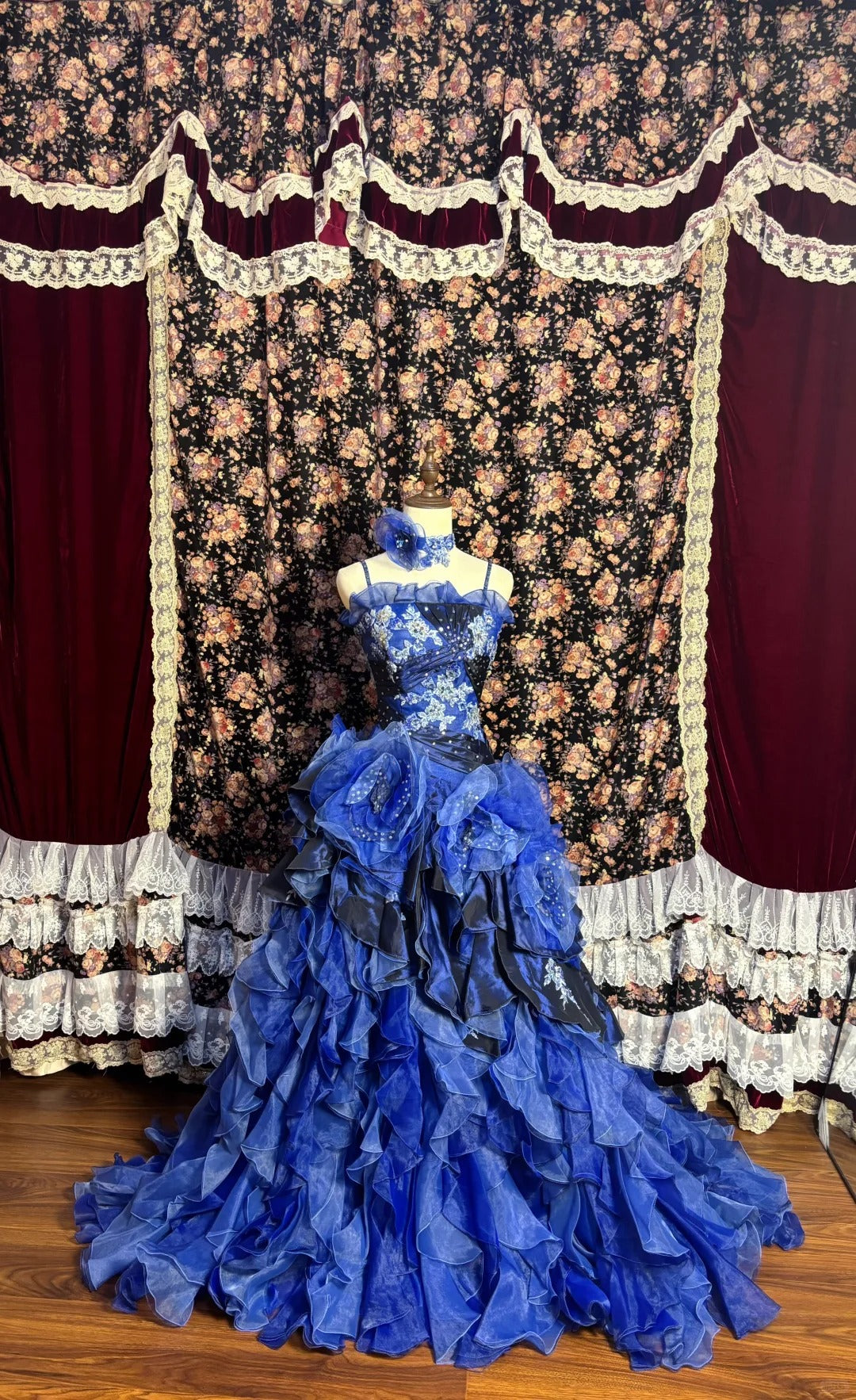 Dreamy Blue Embroidered Satin Tulle Big Wave Skirt Trailing Wedding Dress P3035