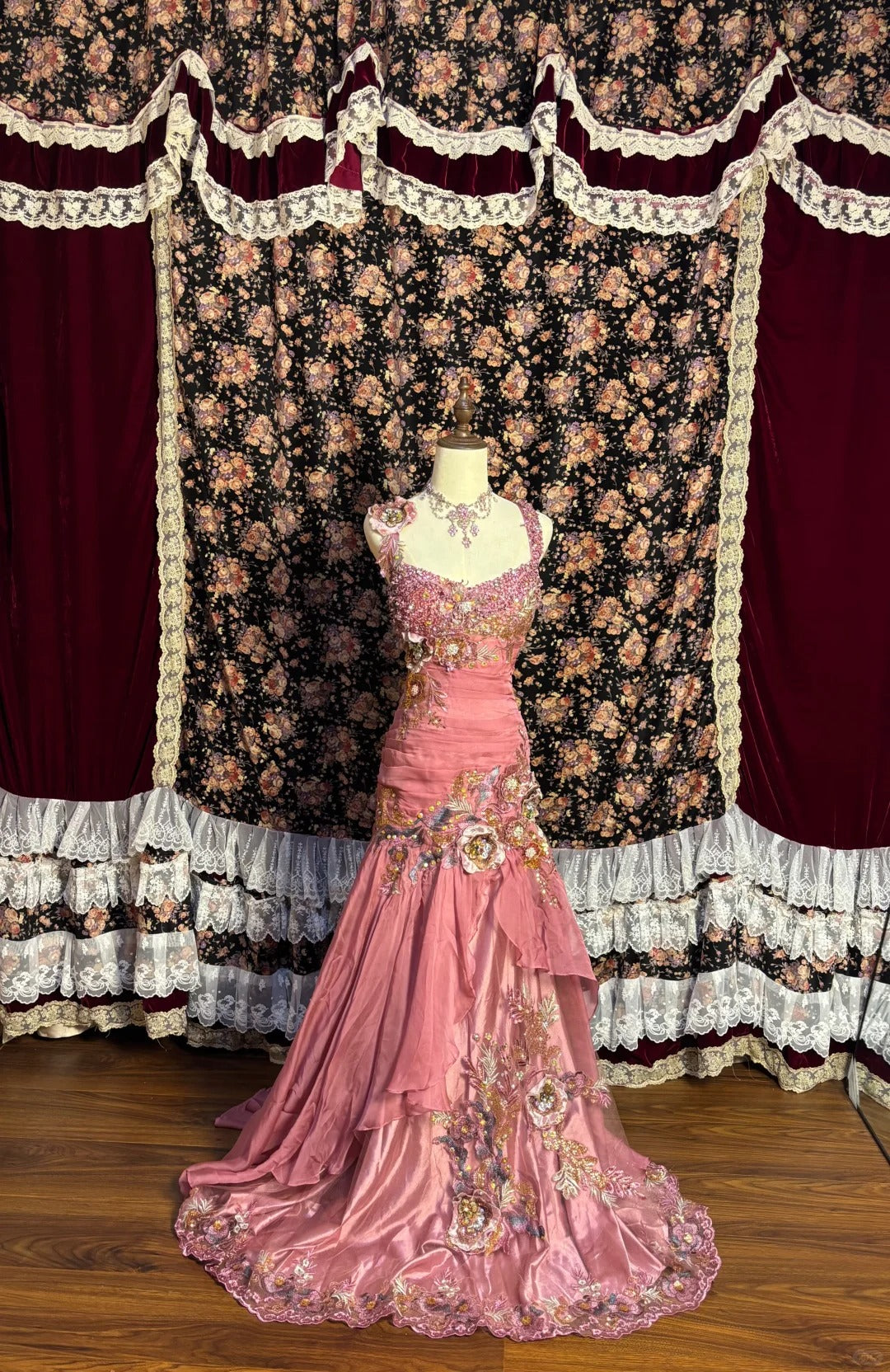 Vintage Pink Chiffon Strap 3D Flower Beaded Chiffon Satin Mermaid Wedding Dress P3042