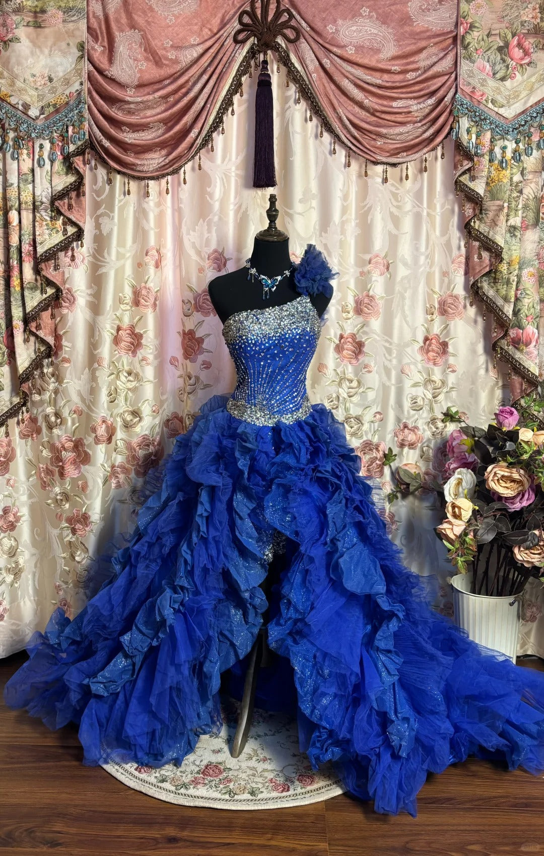 Gorgeous royal blue tube top beaded wedding dress with front slit and big wavy skirt P3049