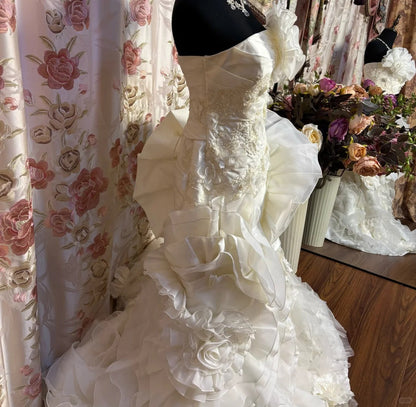 Gorgeous Strapless 3D Flower White Mermaid Floor-Length Wedding Dress P3052