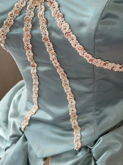 Elegant blue sweetheart neckline white cake skirt tulle floor-length wedding dress P3065