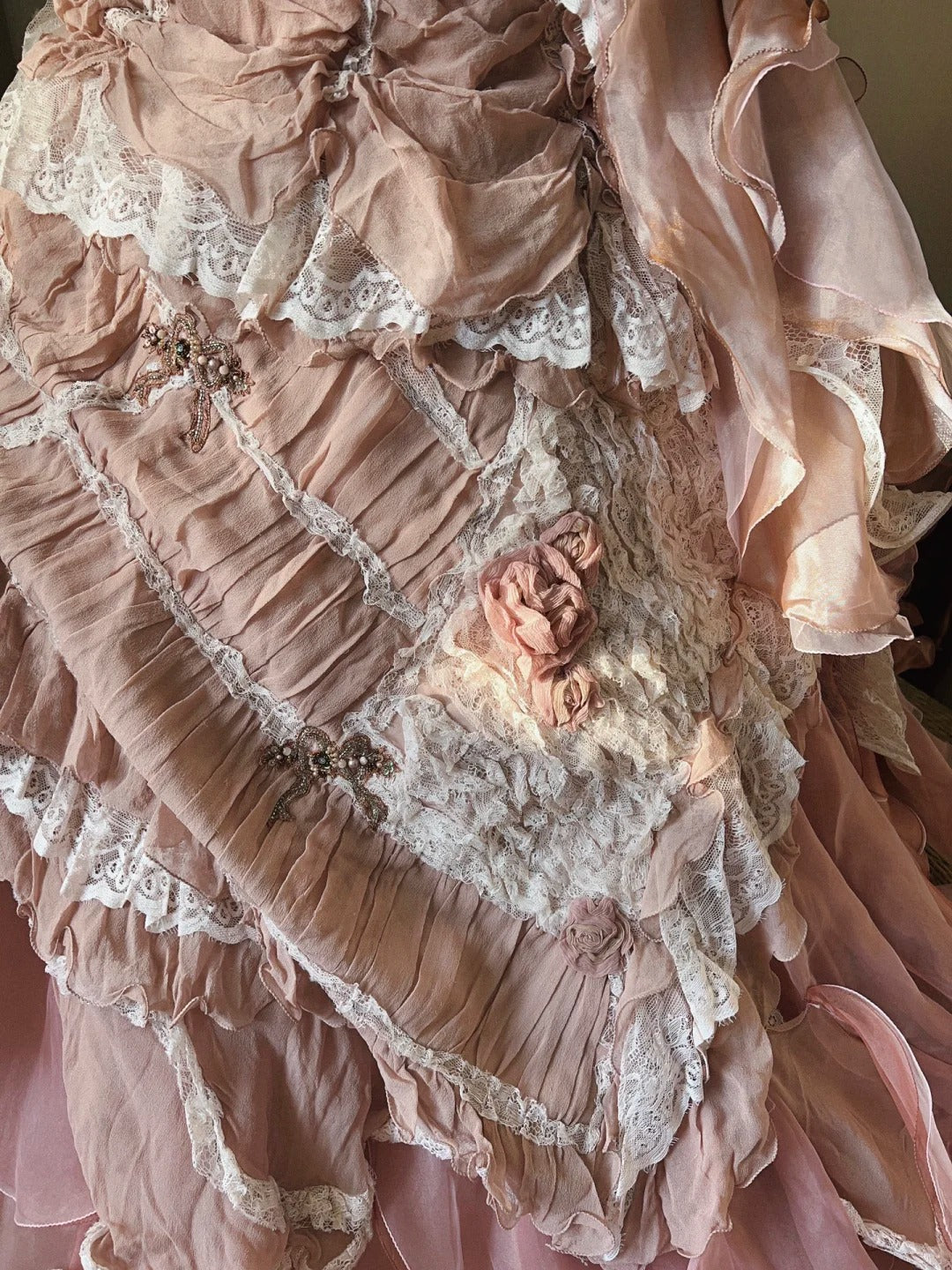 Beautiful Pink Rose Slim Skirt Pleated French Lace Mermaid Wedding Dress P3068