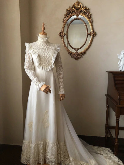 Retro high collar long sleeve lace patchwork gentle trailing wedding dress P3077