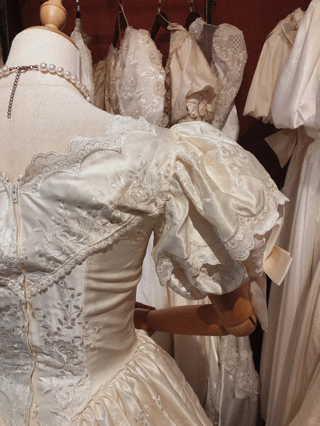 Elegant Embroidered V-Neck Satin Lace Trim Puff Sleeve Princess Wedding Dress P3079