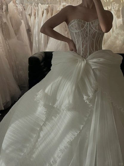 Beautiful white lace herringbone irregular skirt wedding dress P3090