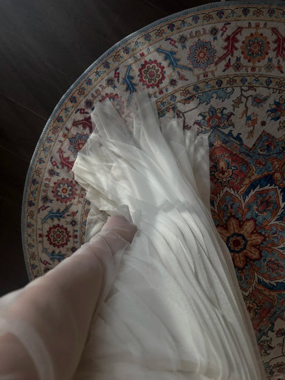 Flowy Off-the-shoulder Long-sleeved Twill Tulle Mermaid Train Lightweight Wedding Dress P3091