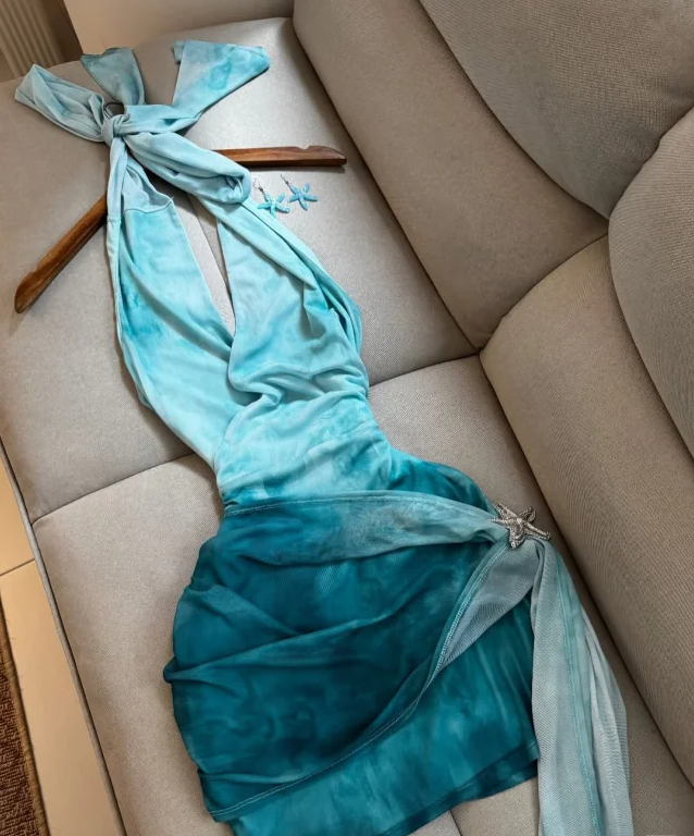 Gradient Blue Halter Neck Lace-Up Slim Starfish Homecoming Dress P3106