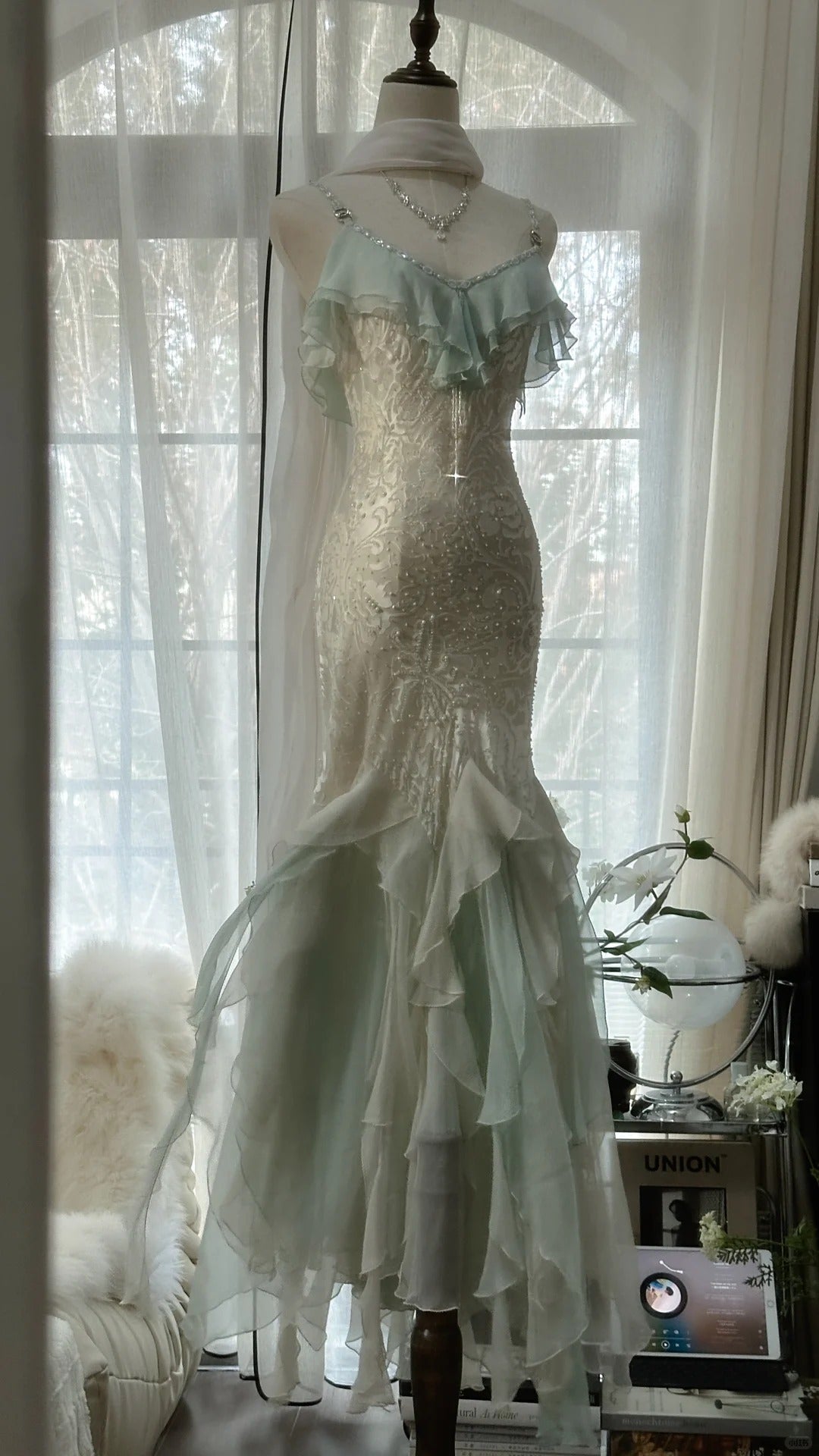 Beautiful Light Blue V-neck Ruffled Beaded Chiffon Mermaid Long Prom Dress P3319