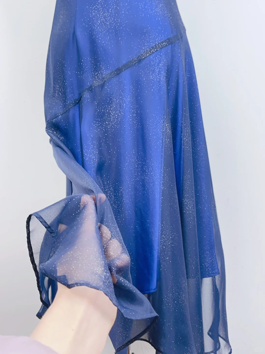 Elegant Starry Blue Round Neck Sparkling Prom Dress P3373