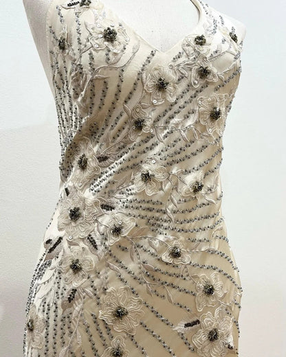 Vintage Elegant White Halter Backless Mermaid Satin Prom Dress P3389