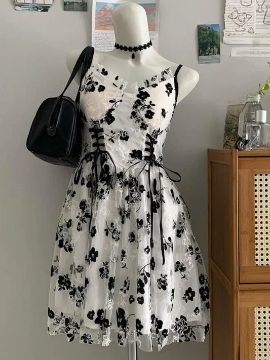 Princess Spaghetti Strap Sweetheart Neck Lace Black Floral A-Line Homecoming Dress P3414