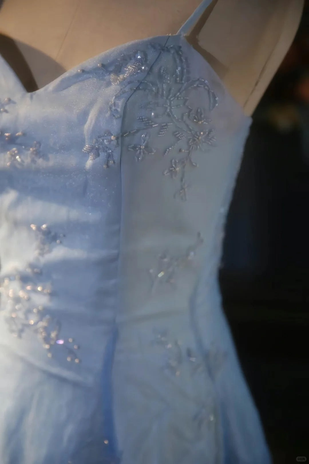 Vintage Gradient Blue Spaghetti Strap Beaded Tulle Long Prom Dress P3427