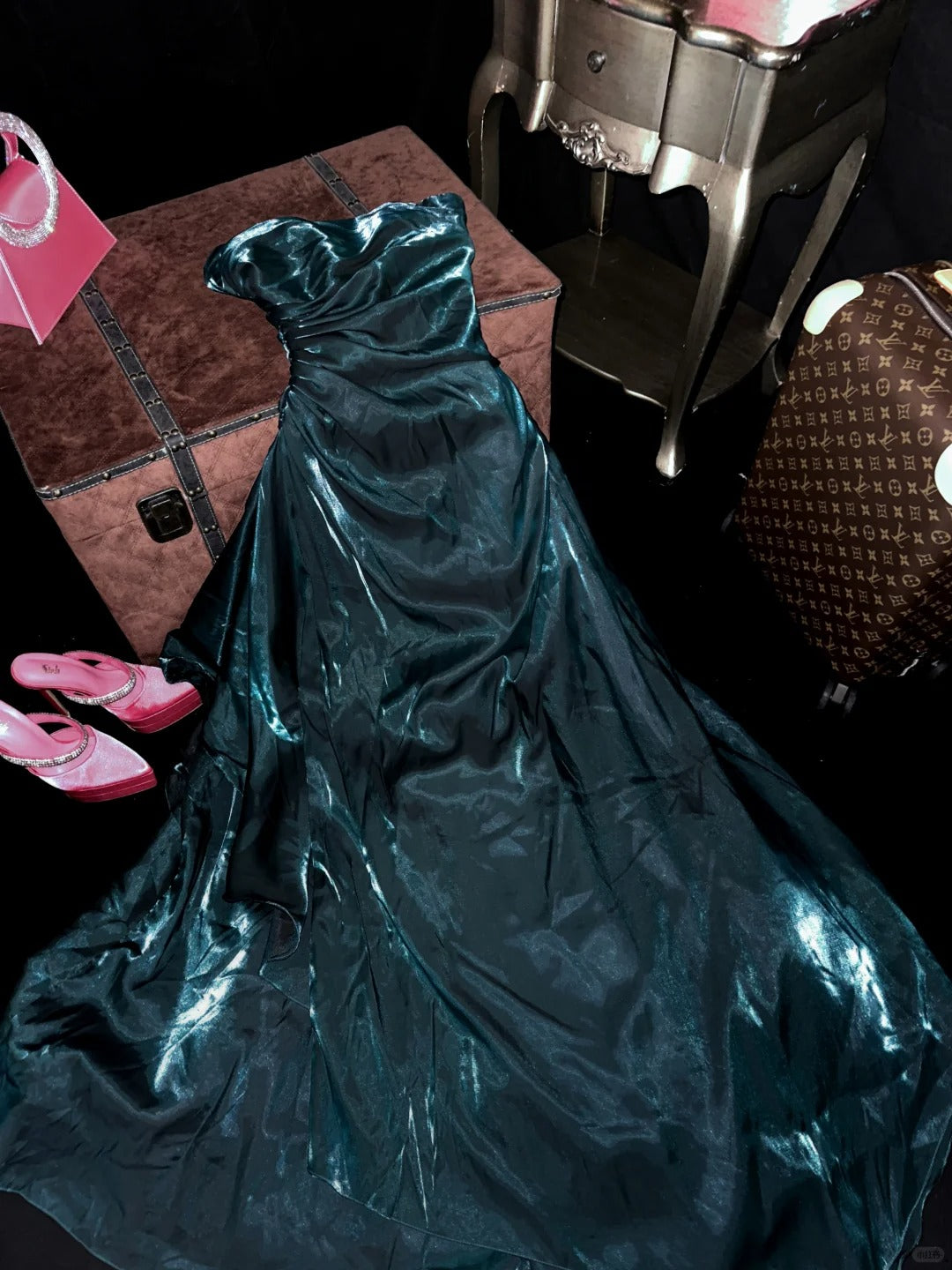 Chic Dark Green Strapless Herringbone Satin Prom Dress P3446