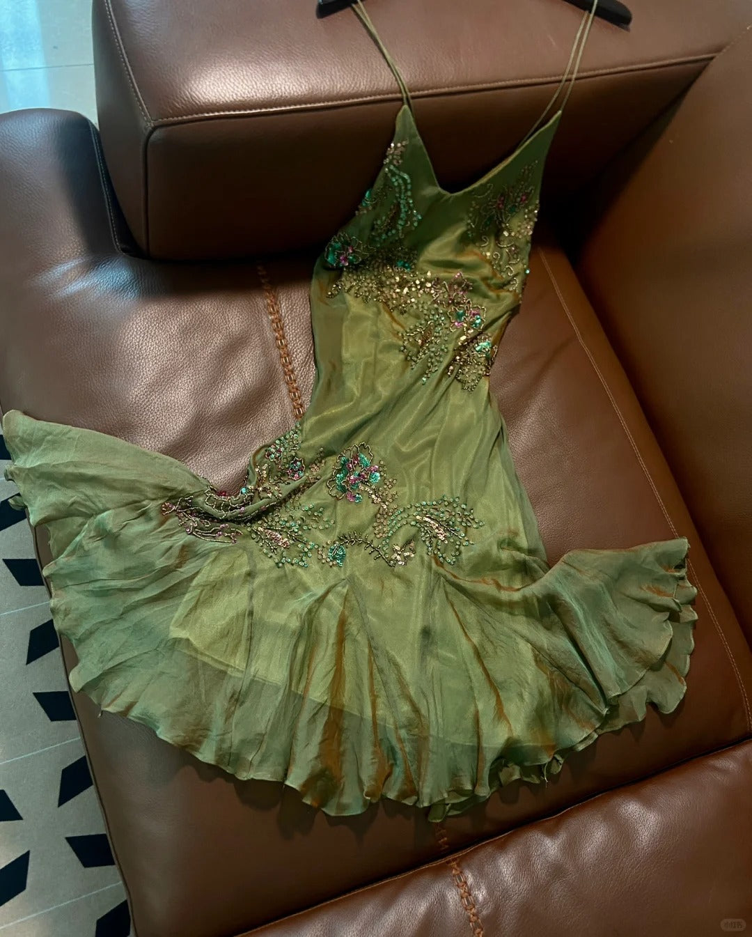Elegant Green Spaghetti Strap Beaded Chiffon Mermaid Prom Dress P3491