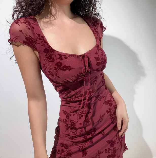 Retro Sexy Square Neck Printed Ruffled Burgundy 19th Birthday Homecoming Dress P3527