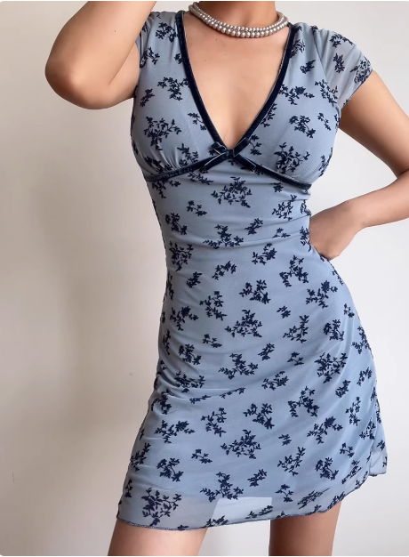 Retro Cute Girl V-neck Slim Print 19th Birthday Homecoming Dress P3532