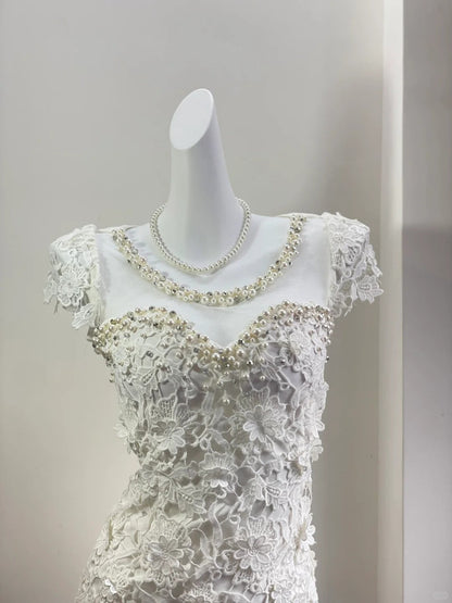 Elegant White Pearl Round Neck Lace Tight Hip 19th Birthday Homecoming Dress P3535