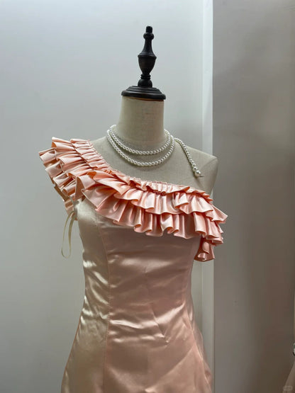 Cute Pink Off-shoulder Satin Tight-fitting Hip 17th Birthday Homecoming Dress P3536