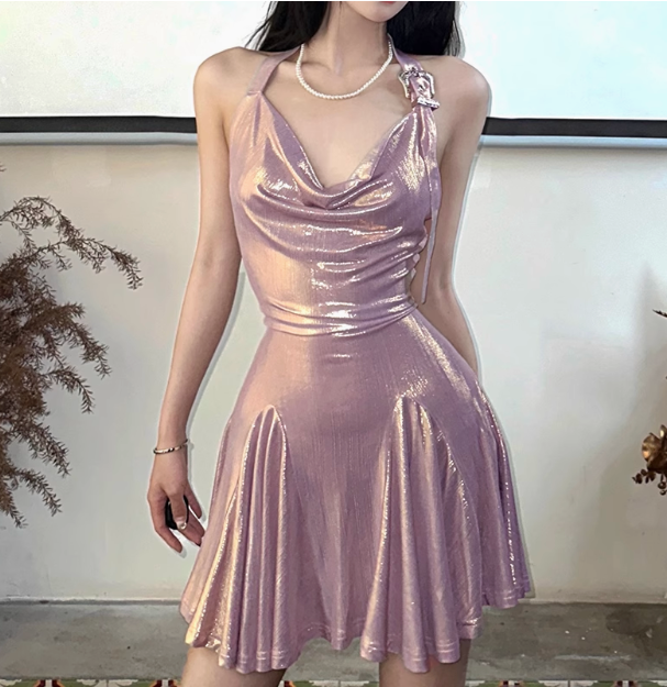 Cute Shiny Glossy Halter Neck Slim Fit A-line 19th Birthday Homecoming Dress P3557