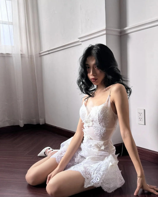 Elegant White Suspender V-neck Lace Three-dimensional Butterfly 17th Birthday Homecoming Dress P3585