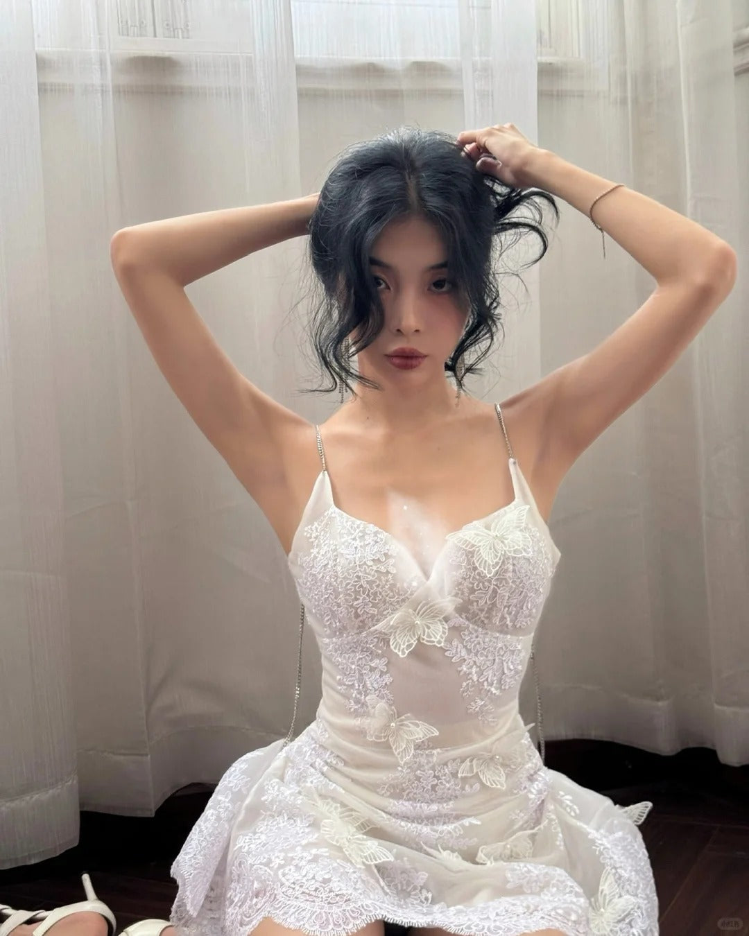 Elegant White Suspender V-neck Lace Three-dimensional Butterfly 17th Birthday Homecoming Dress P3585