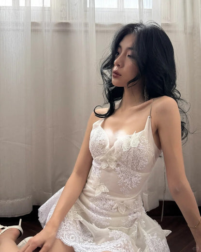 Elegant White Suspender V-neck Lace Three-dimensional Butterfly 17th Birthday Homecoming Dress P3585