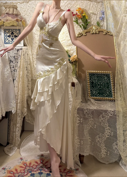 Vintage Beaded Satin V-Neck Ruffle Mermaid Prom Dress P3751