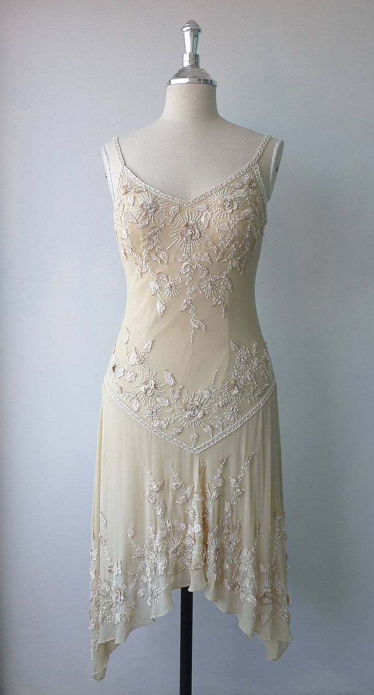 Elegant V-neck Beaded Ivory Chiffon 17th Birthday Dress Homecoming Dress P3858