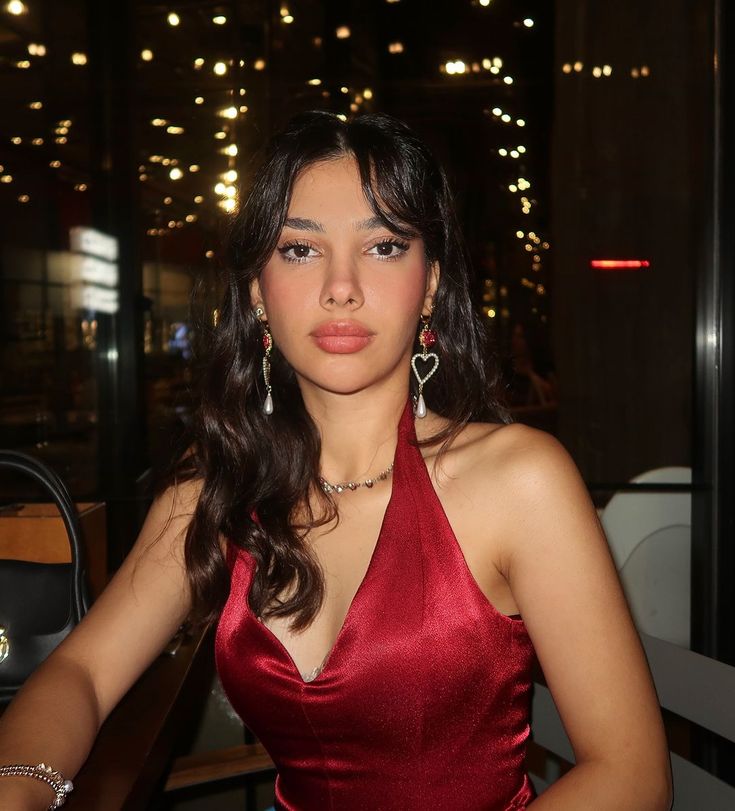 Elegant Burgundy V-neck Halter Satin A-line Birthday Short Skirt Homecoming Dress P3936