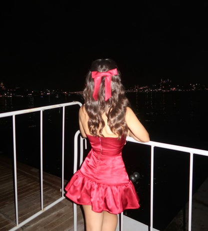 Elegant Burgundy V-neck Halter Satin A-line Birthday Short Skirt Homecoming Dress P3936