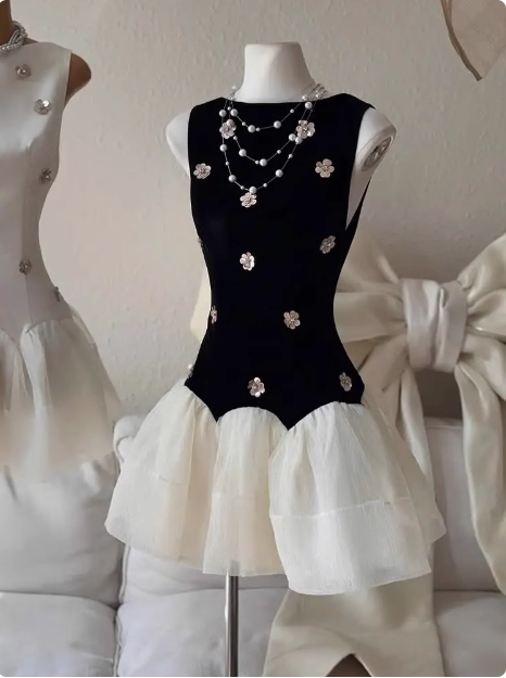 Sweet Sleeveless Floral Satin Tulle Mini 17th Birthday Homecoming Dress P3968