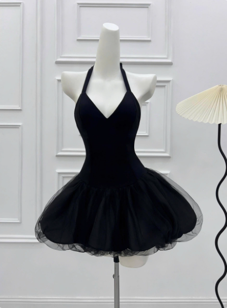 Beautiful Halterneck Black Mesh Splicing Puffy Birthday Dress Homecoming Dress P3972