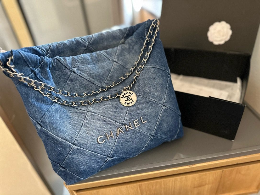 CHANEL 22 In Denim Small Handbag