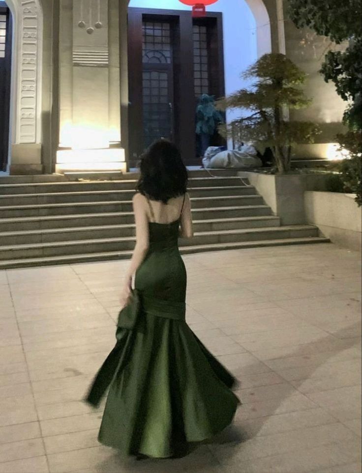 Sexy Mermaid Straps Green Party Dresses Satin Long Prom Dresses P708