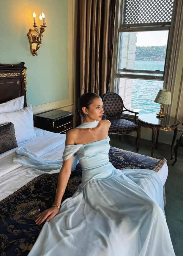 Elegant Baby Blue A Line Off the Shoulder Chiffon Satin Prom Dress Evening Dress Formal Dress SH3745