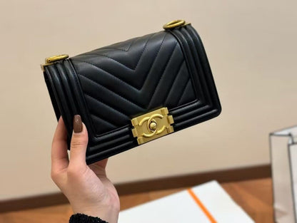 CHANEL Calfskin Chevron Quilted Medium Boy Flap Black