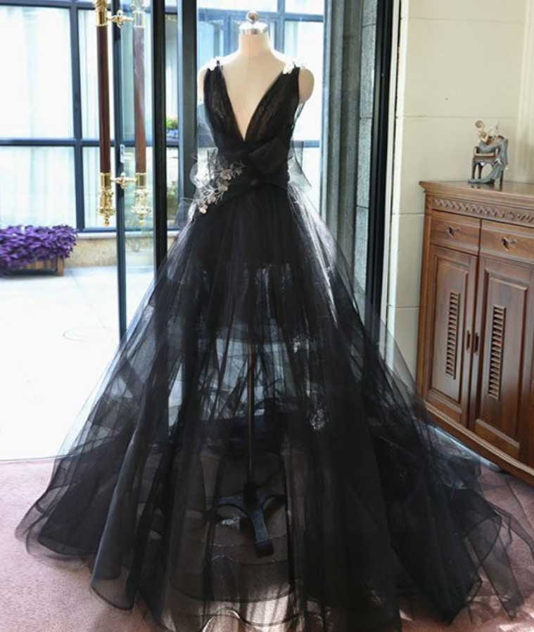Charming Prom Dress,Black Deep V Neck Tulle Evening Dress,Ball Gown Evening Dresses,Backless Formal Evening Gowns gh2303