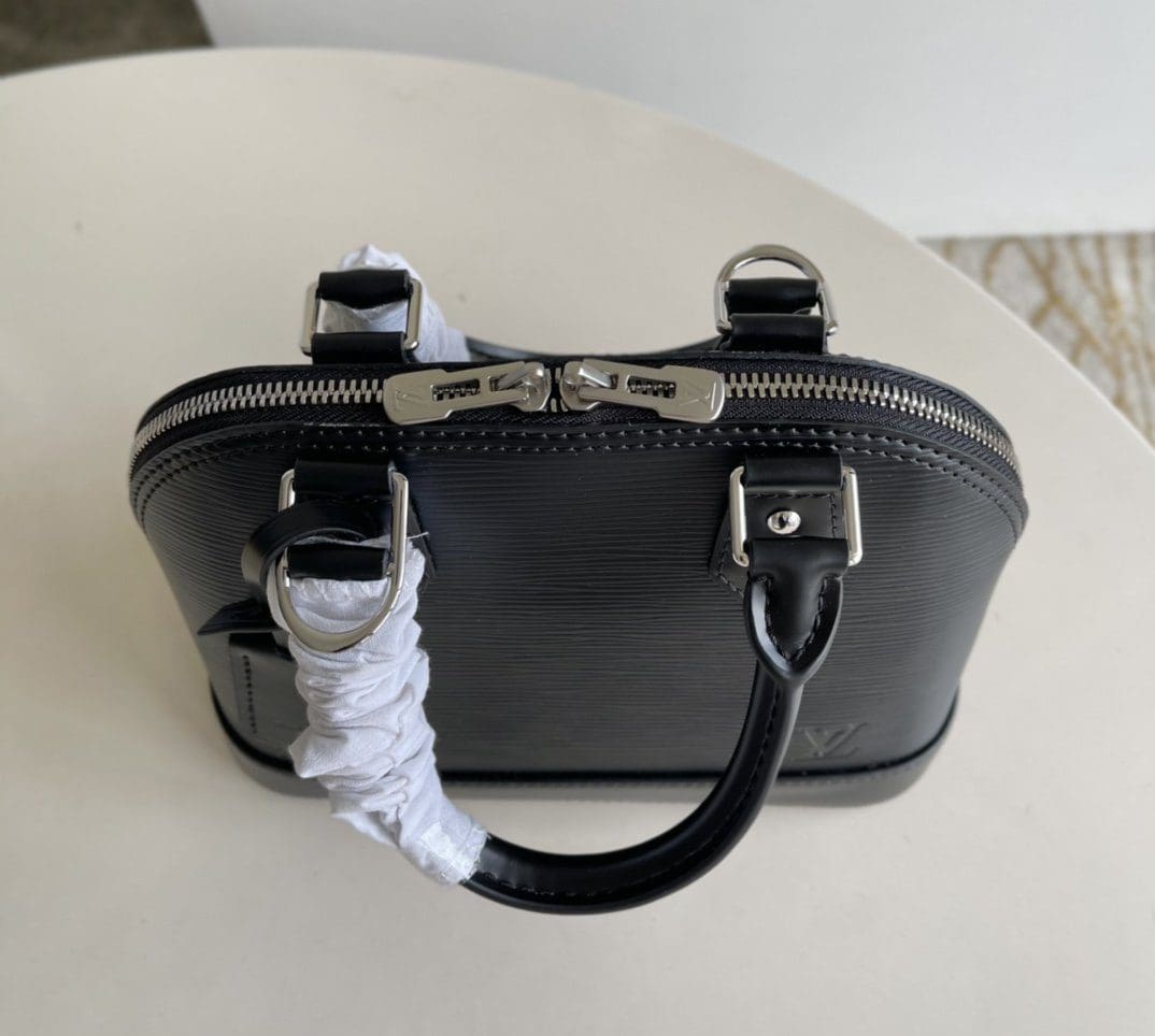 Louis Vuitton Alma PM M40302