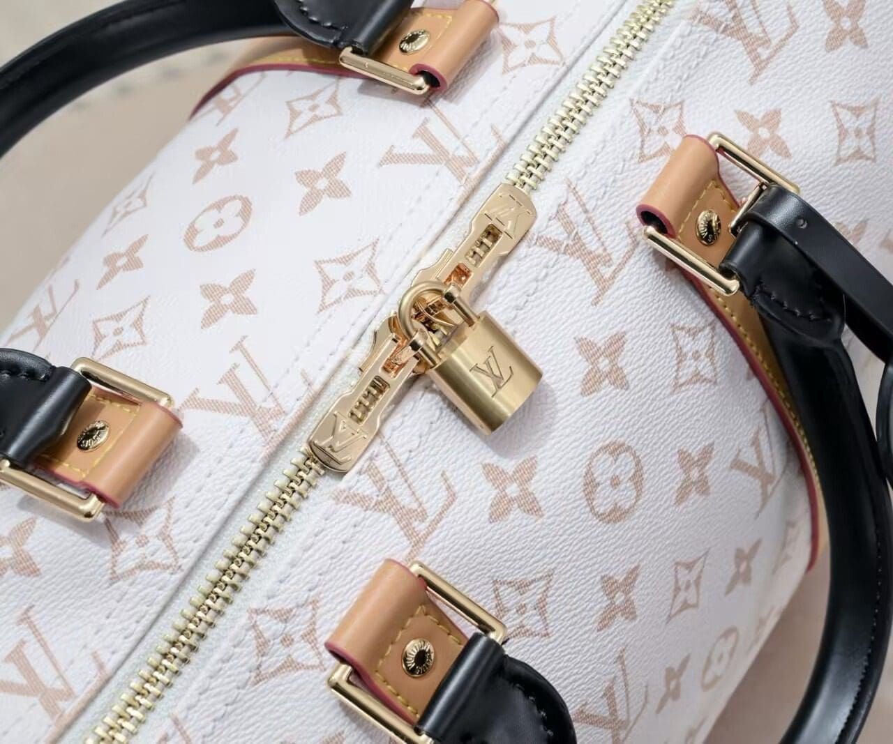Louis Vuitton M46863 Keepall Bandoulière 45