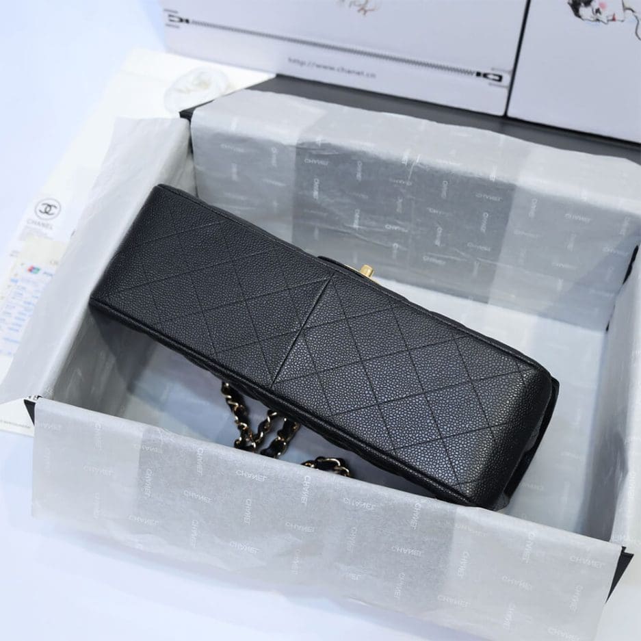 CHANEL LARGE CLASSIC HANDBAG  Grained Calfskin & Gold Metal