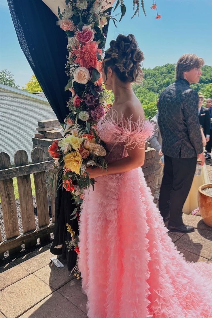 Sky Blue Princess Slit Evening Dress Feathers Straps Tulle Beaded Tiered Long Prom Dress SH1051