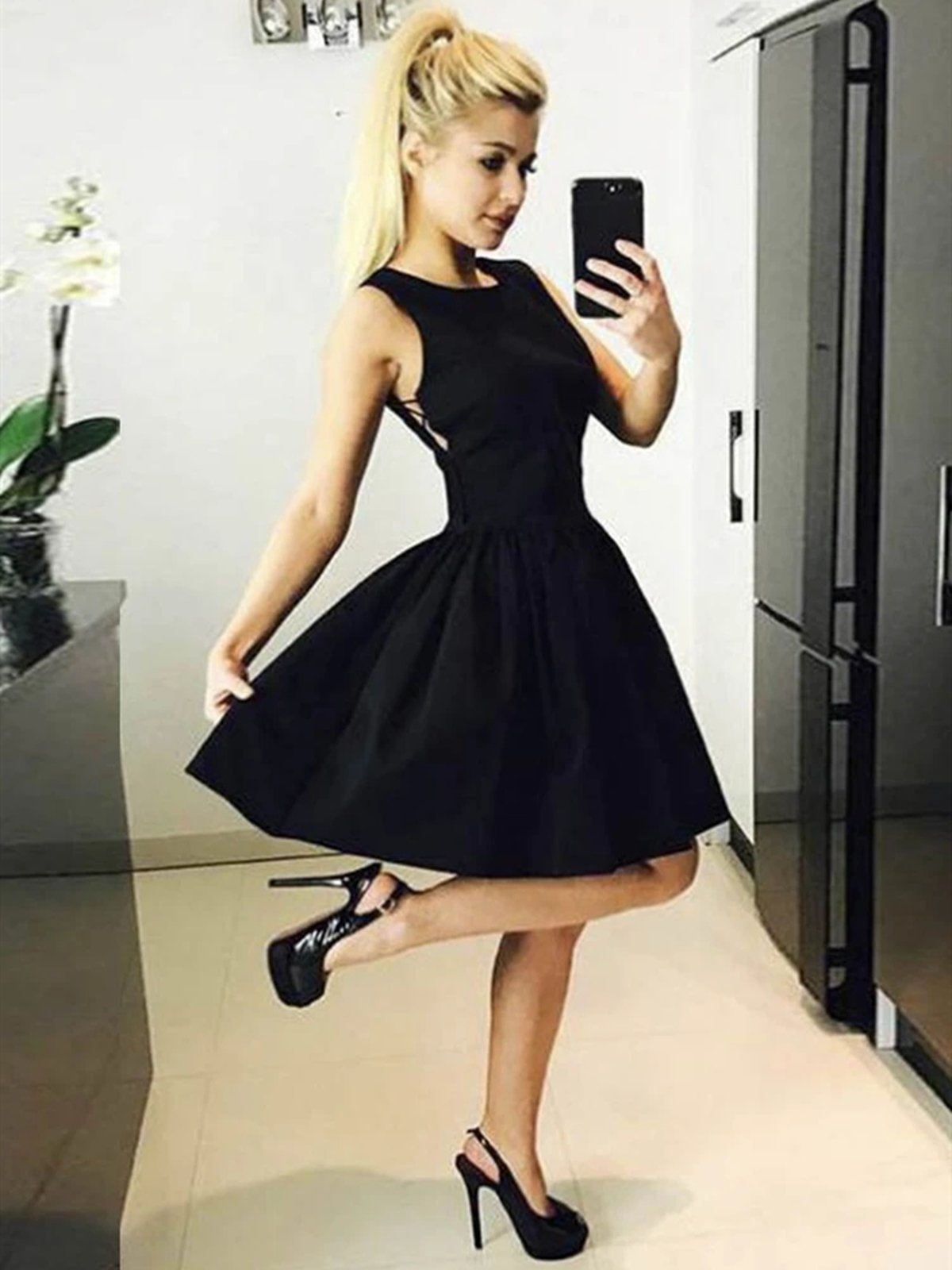 Round Neck Short Black Prom Dresses, Short Black Formal Homecoming Graduation Dresses